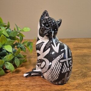 MONOCHROME Black And White Graffiti Inspired Resin Cat Figurine